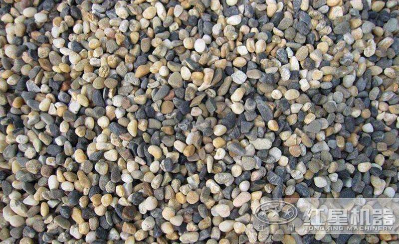 鹅卵石质地坚硬、耐磨性好、化学性质稳定，是当前重要的机制砂石制取原料